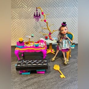 🎁Ever After High Hat-Tastic Tea Party set